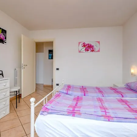 Apartment Mandorla